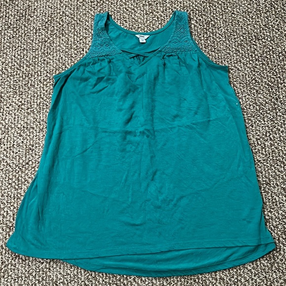 Size M Sonoma women’s blue-green cross front tank top - Picture 1 of 3